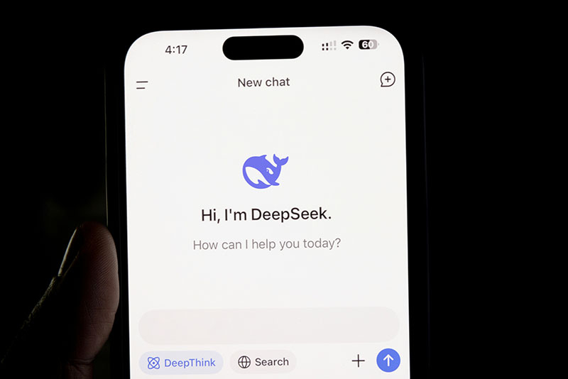 DeepSeek выпустила «дистиллированную» версию обновлённой ИИ-модели R1 — для работы ей хватит одной видеокарты
