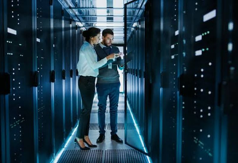 Dell удалось воодушевить инвесторов прогнозом увеличения выручки от ИИ-серверов в полтора раза