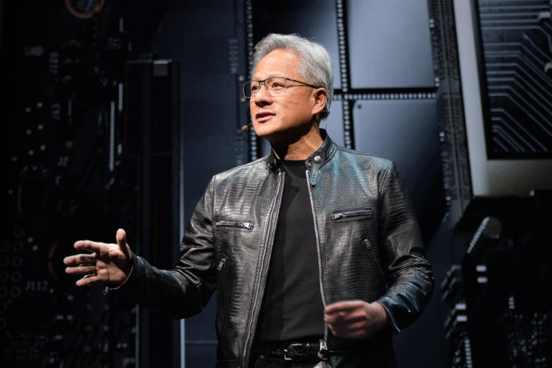 Huawei «покроет весь Китай», если США продолжат блокировать поставки чипов Nvidia, — предупредил Дженсен Хуанг
