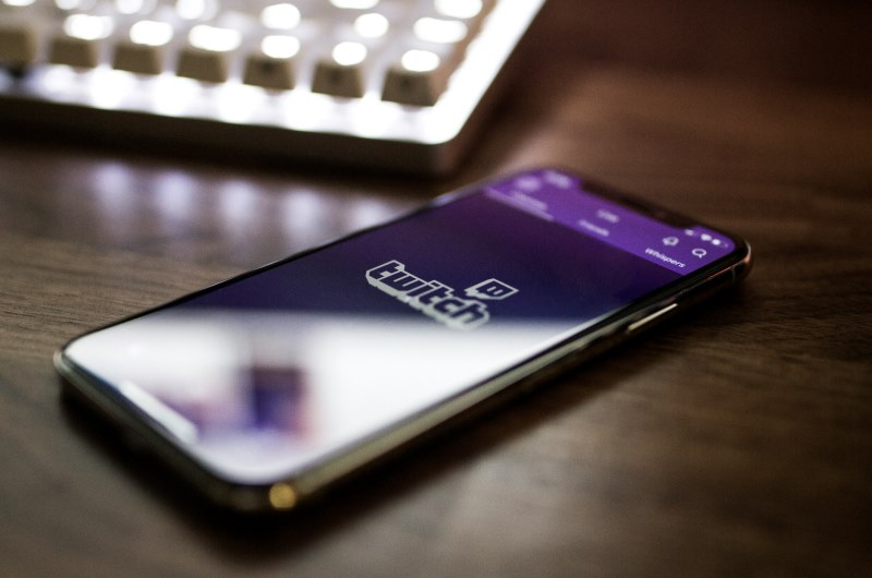 Amazon намерена запретить сыну Константина Малофеева судиться с Twitch за пределами Калифорнии