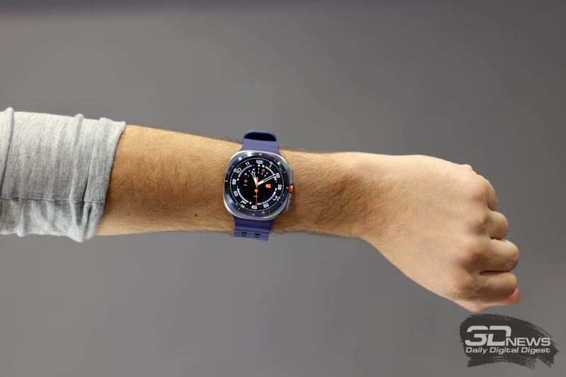 Samsung представила обновлённые смарт-часы Galaxy Watch Ultra с титановым корпусом за 44 990 рублей