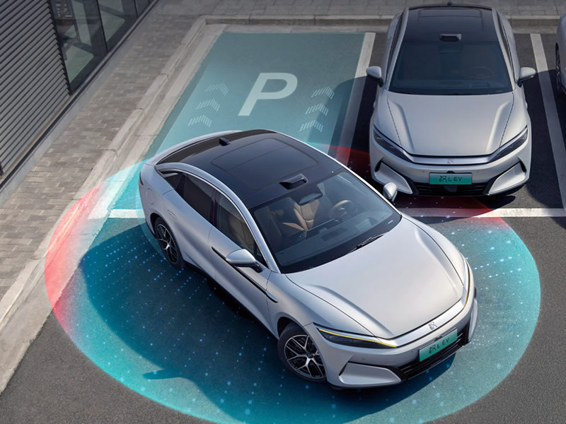 BYD пообещала оплатить любой ущерб при автономной парковке её автомобилей с автопилотом