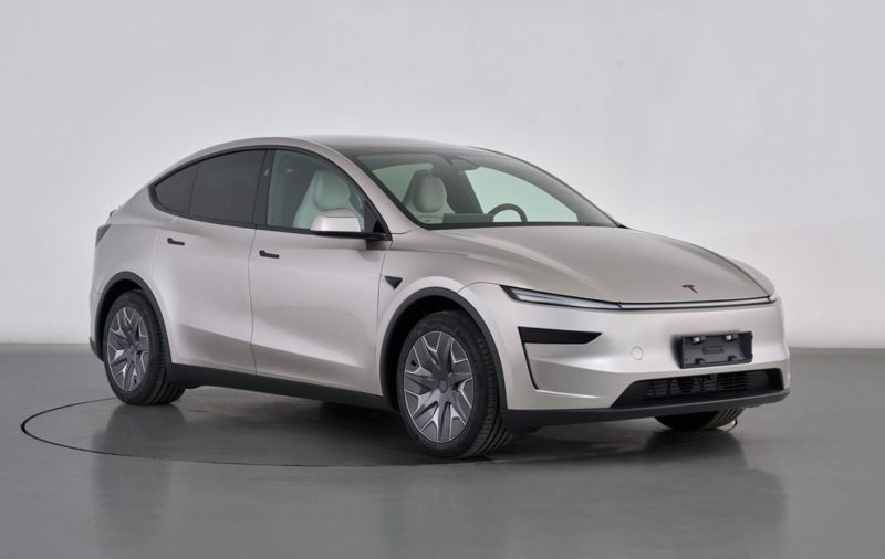 К сентябрю Tesla предложит в Китае трёхрядную Model YL и Model 3+ с увеличенным запасом хода