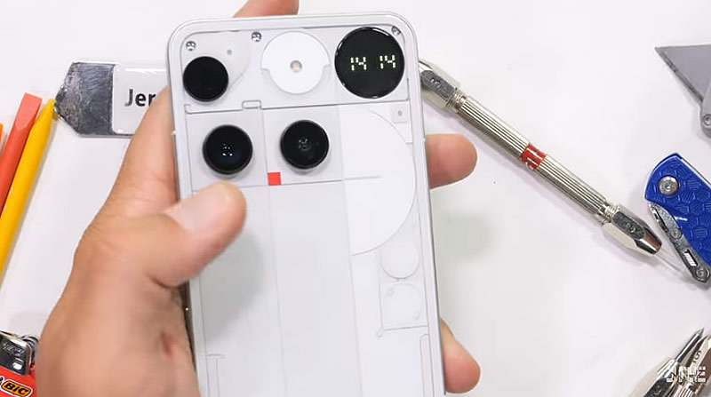 Разборка Nothing Phone (3) показала: смартфон прочнее и легче в ремонте, чем кажется