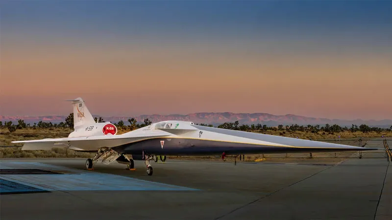 Прототип тихого сверхзвукового авиалайнера NASA X-59 впервые самостоятельно проехал по взлётной полосе — дальше только в небо