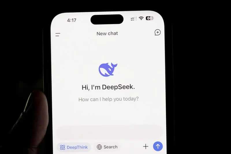 У DeepSeek произошёл масштабный сбой — регистрация новых пользователей ограничена