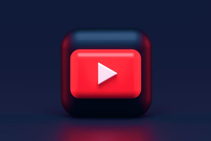 YouTube начал оценивать возраст пользователей с помощью ИИ — общественность в возмущении
