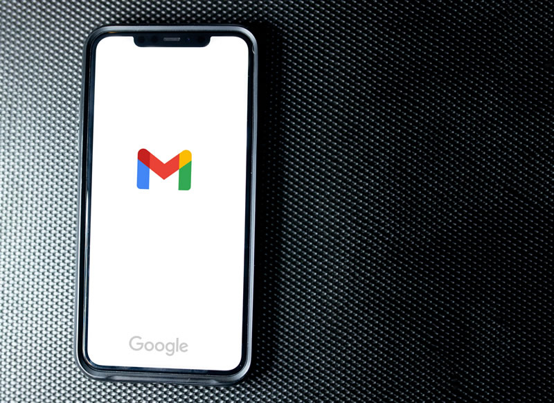 Gmail для Android получил кнопку «Отметить как прочитанное» и новую выразительную анимацию свайпов