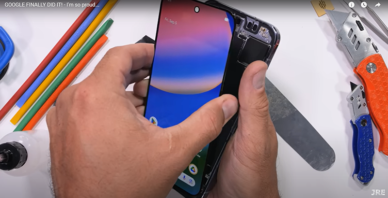 Разобрать Google Pixel 10 Pro XL оказалось проще простого — возможно, это самый ремонтопригодный флагман