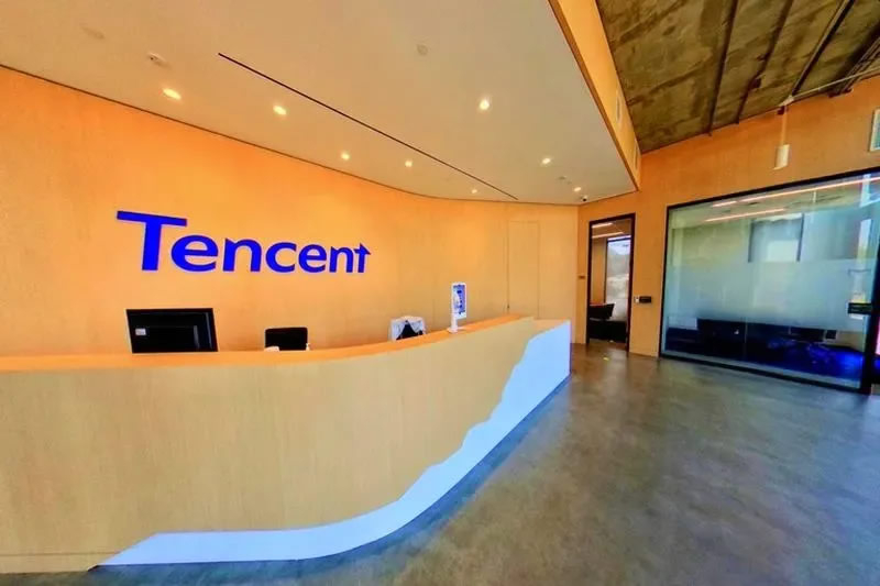 Tencent переманила ведущего специалиста OpenAI, предложив 100 млн юаней
