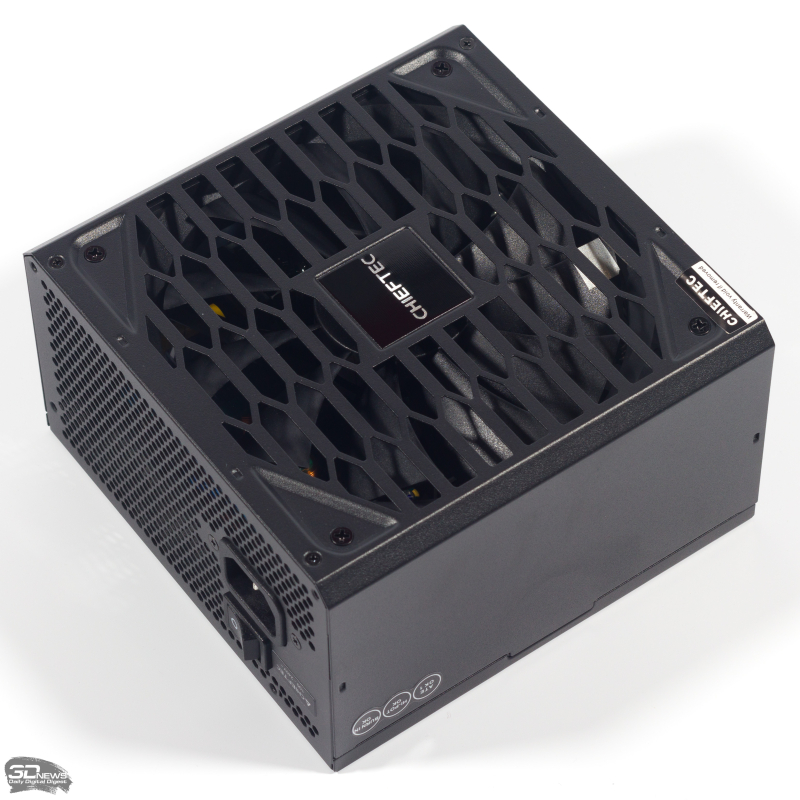   :    Chieftec Vega M PPG-850-C
