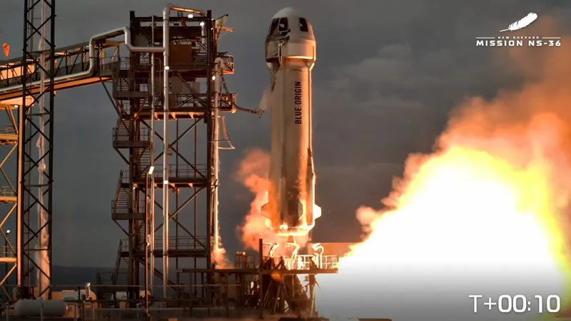 Blue Origin совершила 15-й запуск корабля New Shepard с шестью туристами
