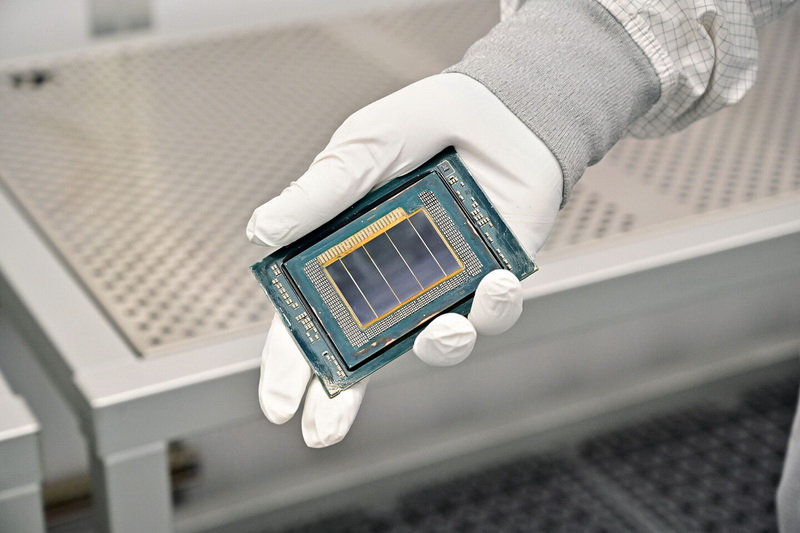 Intel представила 288-ядерные процессоры Clearwater Forest, основанные на ядрах Darkmont и техпроцессе 18A