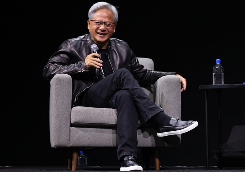 Ядерные мини-реакторы для питания ЦОД получат распространение через шесть или семь лет, по мнению главы Nvidia Дженсена Хуанга