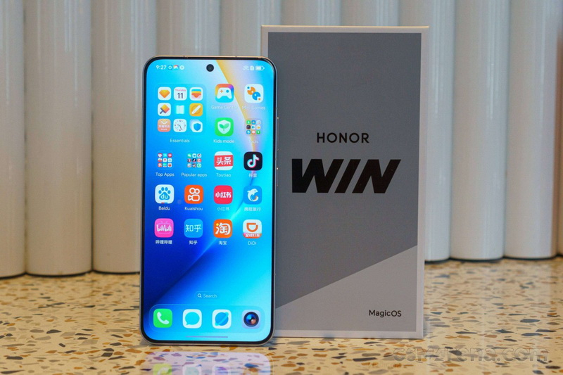 На этой неделе дебютирует Honor Win  флагманский смартфон с батареей на 10 000 мАч и подозрительно знакомым дизайном