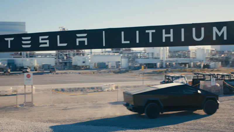 Tesla запустила первый в США завод по переработке лития из руды  Маск назвал его лицензией на печать денег