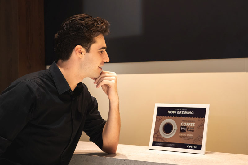 Samsung&nbsp; ����������� ������ � ���� ������� �� ������� ����������� �������� E-Ink � ������� �� �������������