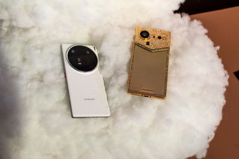 Dreame&nbsp; показала дебютную тройку смартфонов — флагман Dreame RS1 получил нетривиальный дизайн и Snapdragon 8 Elite Gen 5