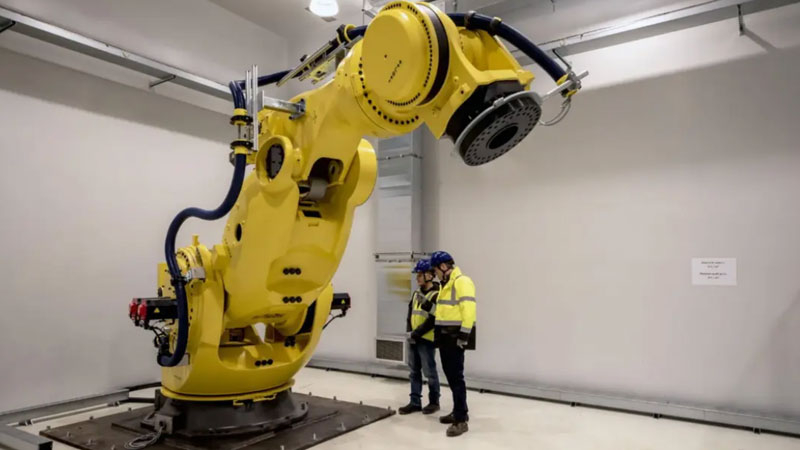 Огромный промышленный робот по прозвищу Годзилла ускорит сборку термоядерного реактора ИТЭР