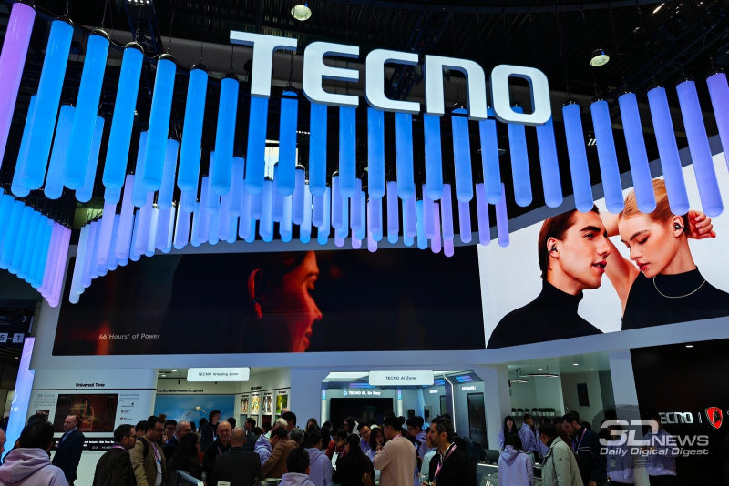 Репортаж со стенда TECNO на MWC 2026: флагманы CAMON 50, ИИ, смелые концепты и коллаборация с Tonino Lamborghini