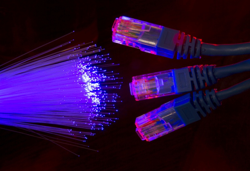 Microsoft, M**a и OpenAI объединились с AMD и Nvidia для создания быстрого оптического интерконнекта для ИИ-мегакластеров