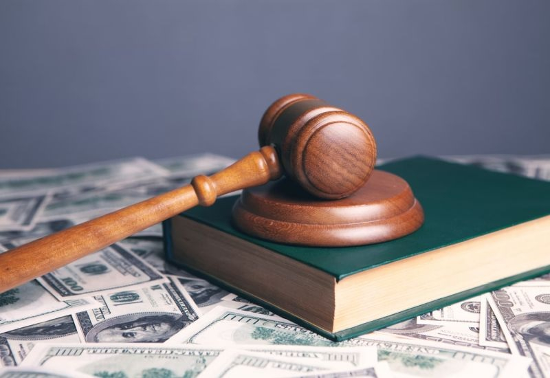 Великобритания&nbsp; оштрафовала Apple на 390 000 за нарушение санкций против России