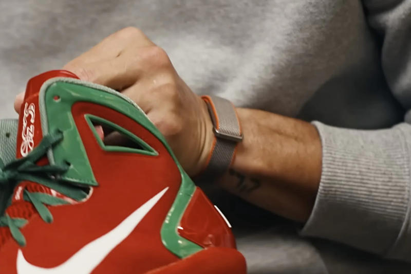 Google&nbsp; ������� ���������� Whoop � ����������� ������-������� Fitbit Air ����� �������