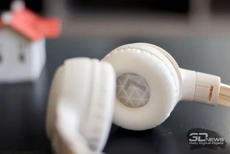 Россияне стали чаще выбирать бюджетные наушники  рынок вырос в штуках, но не деньгах