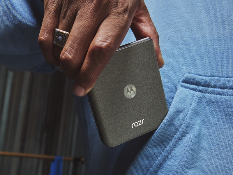 Motorola представила смартфоны-раскладушки Razr 70 и Razr 70 Ultra  изменений мало, но цены выше