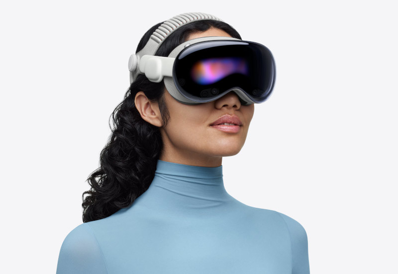 Следующая&nbsp; Vision Pro выйдет не раньше 2028 года: Apple переключилась на умные очки и ИИ-устройства