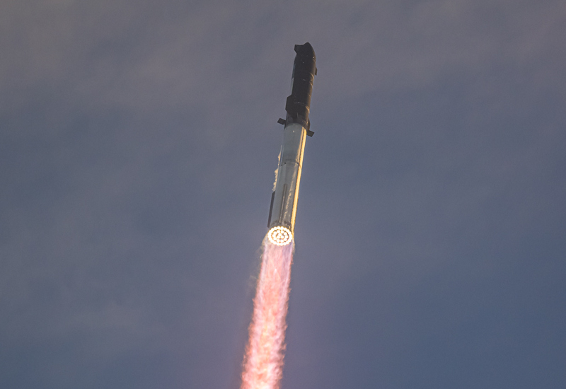 ���������&nbsp; SpaceX ���������� �� $2,7 ���� � Amazon �������� �� ����� ����� ����� ������� �������� � ����