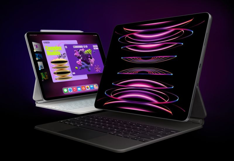 �&nbsp; ��������� ���� Apple ������� ������� ��������� iPad Pro � ���������� ����� MacBook Pro ���������� ������