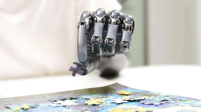 Китай выбрал другой путь, чем Neuralink: интерфейсы «мозг — компьютер» без сверления черепа