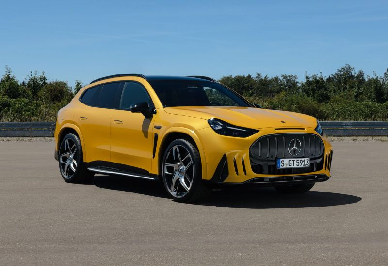 Mercedes-Benz&nbsp; ����������� ������������� ��������� AMG GT � ��������� �� 1169 �.�. � ��������� ��� V8