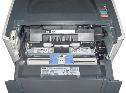  Установка картриджа в Hewlett-Packard LaserJet 1320 