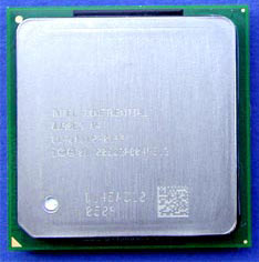  Intel Pentium 4/2200 