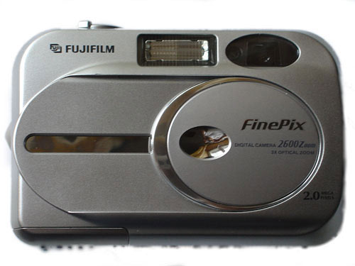 FUJIFILM FinePix 2600Zoom 