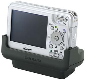  Nikon Coolpix S1 