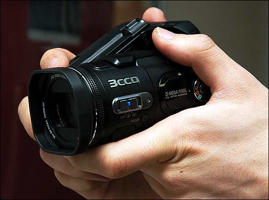 JVC Everio GZ-MC500