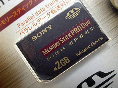 Memory Stick PRO Duo объемом 2 Гб от Sony