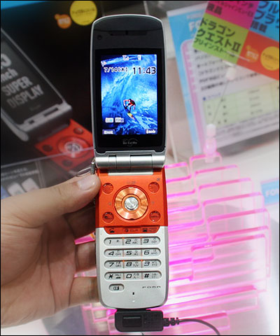 WIRELESS JAPAN 2005: NEC N901iS