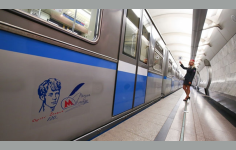 В московском метро появится поезд для чтения в 2019 году В московском метро появится поезд для чтения в 2019 году